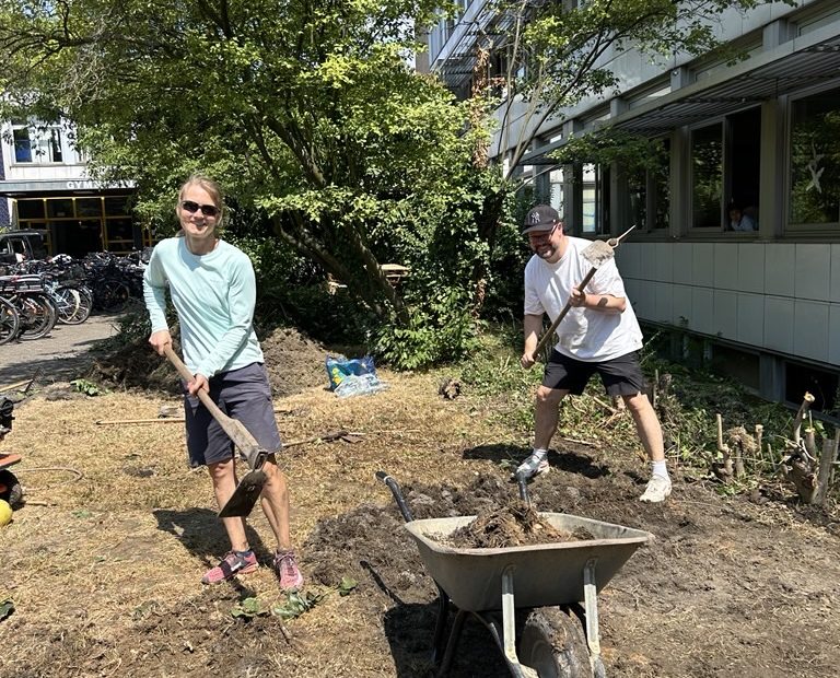 #Projekttage26 #34: Sägen, buddeln, bauen – Umbau eines Teilbereichs des Schulhofs